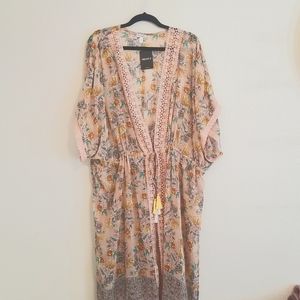 Love Fire sheer kimono xl/xxl peach with ornate print